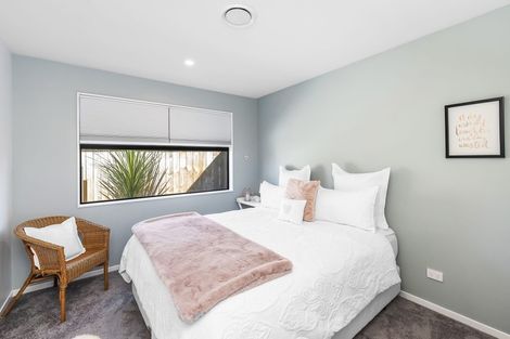 Photo of property in 16 Seagrass Place, Otaki Beach, Otaki, 5512