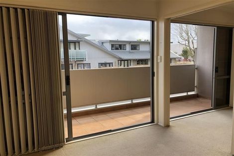 Photo of property in 5c/30 Westward Ho, Glen Eden, Auckland, 0602