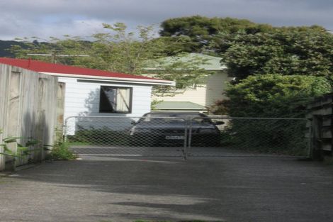 Photo of property in 6a Waldie Grove, Avalon, Lower Hutt, 5011