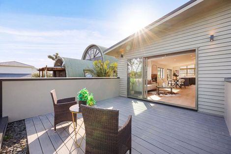 Photo of property in 40a Verran Road, Birkdale, Auckland, 0626