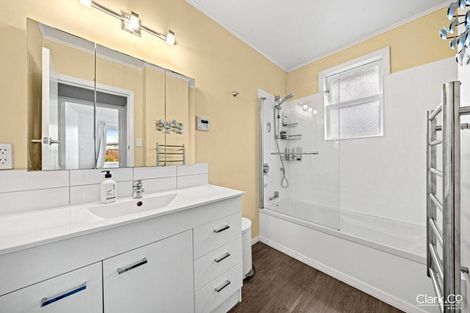 Photo of property in 142 Te Pene Avenue, Titahi Bay, Porirua, 5022
