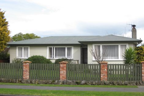 Photo of property in 16 Balliol Avenue, Pirimai, Napier, 4112