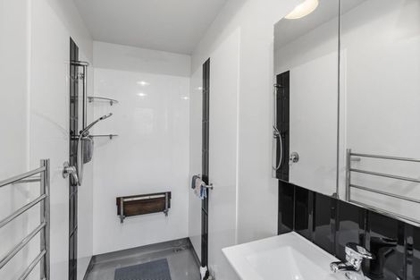 Photo of property in 1 Gunns Crescent, Cashmere, Christchurch, 8022