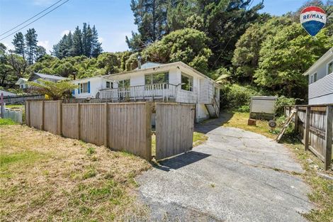 Photo of property in 122 Hair Street, Wainuiomata, Lower Hutt, 5014