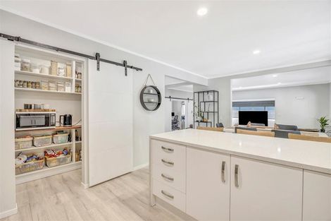 Photo of property in 8 Opoia Road, Hamilton East, Hamilton, 3216