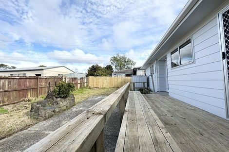 Photo of property in 365 Don Buck Road, Massey, Auckland, 0614