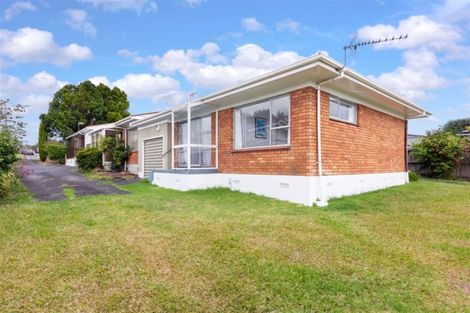 Photo of property in 3/17 Captain Scott Road, Glen Eden, Auckland, 0602