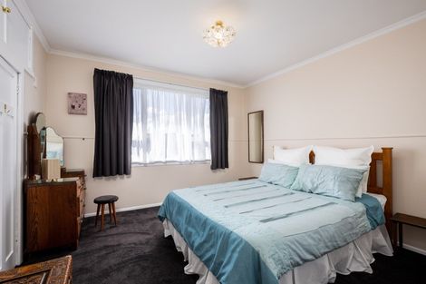 Photo of property in 101 Domett Street, Waitara, 4320