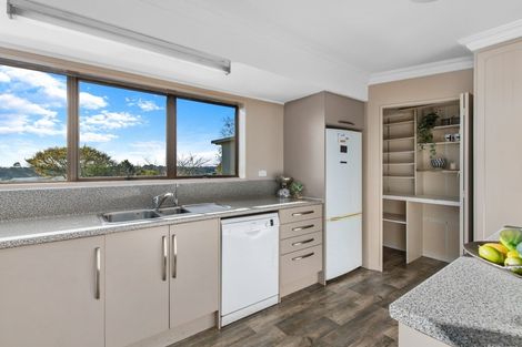 Photo of property in 21 Victory Street, Welcome Bay, Tauranga, 3112