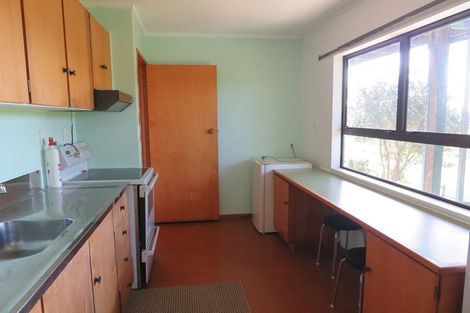 Photo of property in 105 Oakura Road, Oakura, Hikurangi, 0184