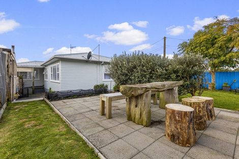 Photo of property in 8 Elm Grove, Westown, New Plymouth, 4310