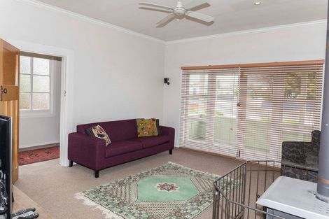 Photo of property in 46 Swinburn Street, Dannevirke, 4930