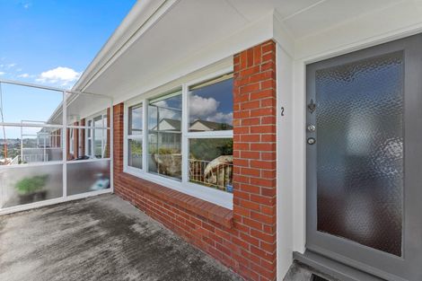 Photo of property in 2/174 East Coast Road, Forrest Hill, Auckland, 0620