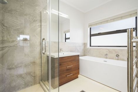 Photo of property in 13 Kapua Crescent, Rototuna North, Hamilton, 3210