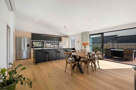 Photo of property in 6 Moonstone Street, Albert Town, 9305