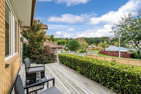 Photo of property in 11 Phoebe Meikle Place, Torbay, Auckland, 0630