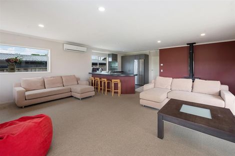 Photo of property in 15 Rewa Street, Mangakino, 3421