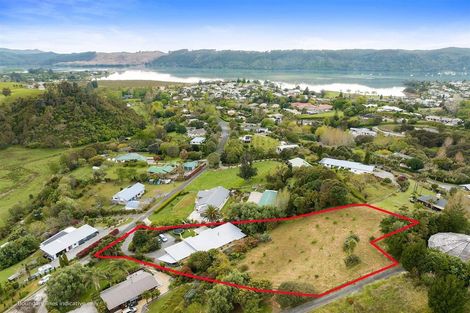 Photo of property in 51 Herbert Drive, Whangamata, 3620