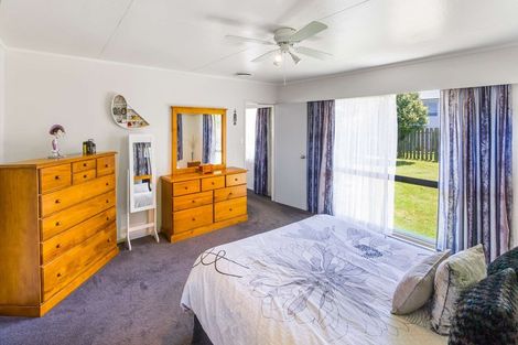 Photo of property in 10 Walnut Place, Owhata, Rotorua, 3010