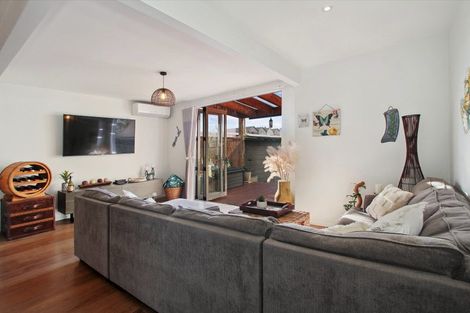 Photo of property in 24 Haven Drive, East Tamaki, Auckland, 2013