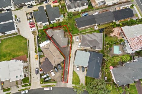 Photo of property in 1/5 Gulf Crest, Bucklands Beach, Auckland, 2012