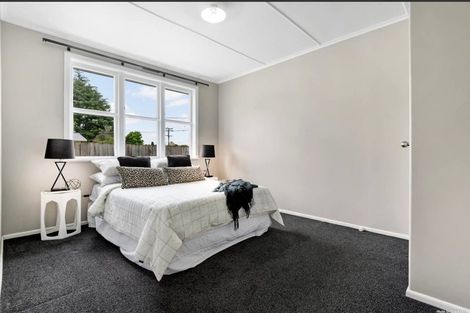 Photo of property in 30a Birdwood Road, Pukekohe, 2120