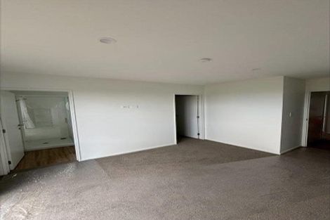 Photo of property in 61 Mehrtens Crescent, Woodend, 7691