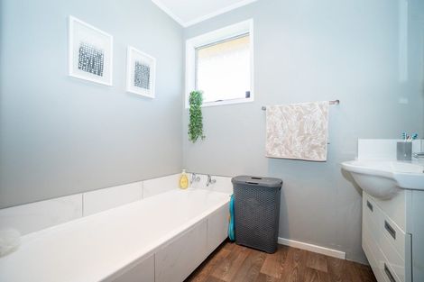 Photo of property in 26 Ferndale Place, Feilding, 4702