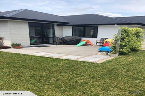 Photo of property in 7 Ellesmere Close, Pyes Pa, Tauranga, 3112