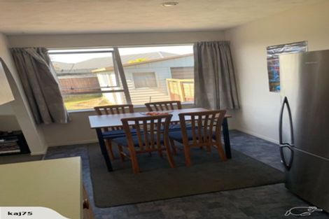 Photo of property in 2/12 Tamarisk Place, Parklands, Christchurch, 8083