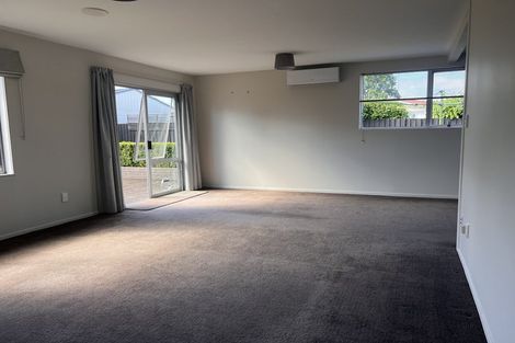 Photo of property in 2/51 Gardiners Road, Bishopdale, Christchurch, 8051