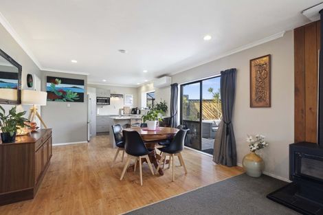 Photo of property in 20 Churchill Terrace, Waiuku, 2123