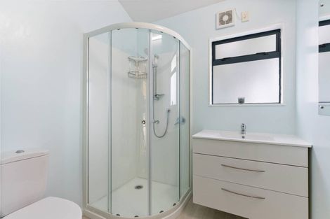 Photo of property in 117 Bradbury Road, Botany Downs, Auckland, 2010