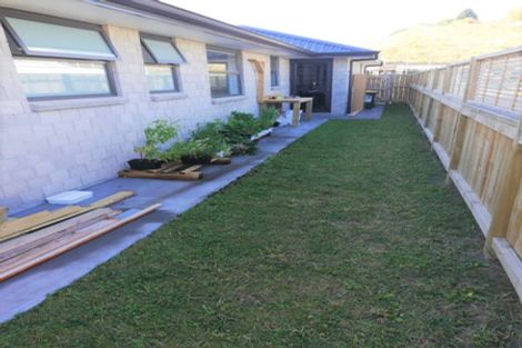 Photo of property in 90 Pakanga Grove, Pyes Pa, Tauranga, 3112