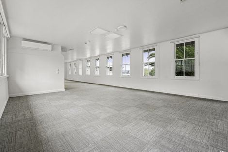 Photo of property in 10 Kent Road, Saint Johns Hill, Whanganui, 4501