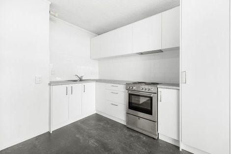 Photo of property in 3h Mountain Road, Mount Wellington, Auckland, 1060