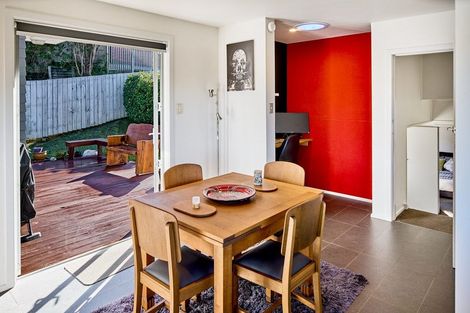 Photo of property in 92 Mana View Road, Paremata, Porirua, 5026