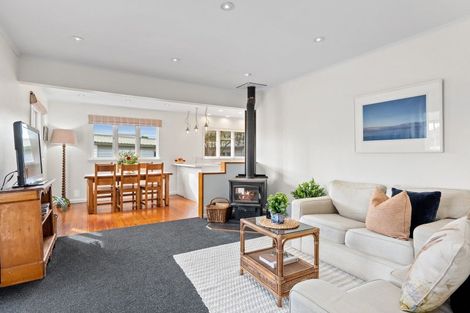 Photo of property in 5 Bucknell Street, Sockburn, Christchurch, 8042