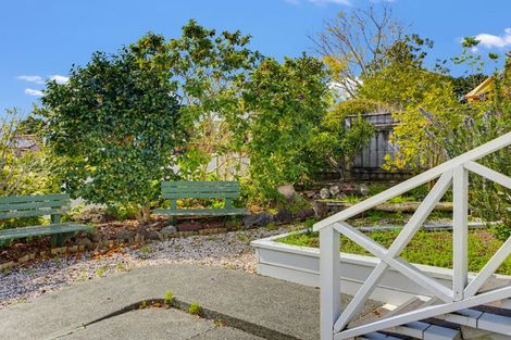 Photo of property in 17 Tui Grove, Paihia, 0200