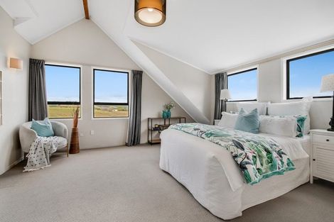 Photo of property in 139 Whitehills Road, Waitoki, Silverdale, 0994