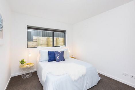 Photo of property in 5 Sunstone Crescent, Brown Owl, Upper Hutt, 5018