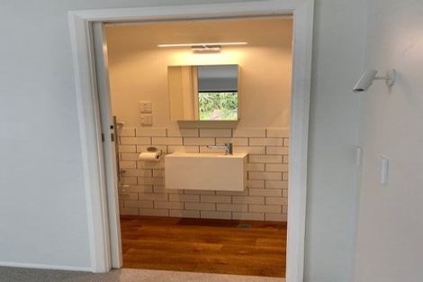 Photo of property in 67 Mantell Street, Seatoun, Wellington, 6022