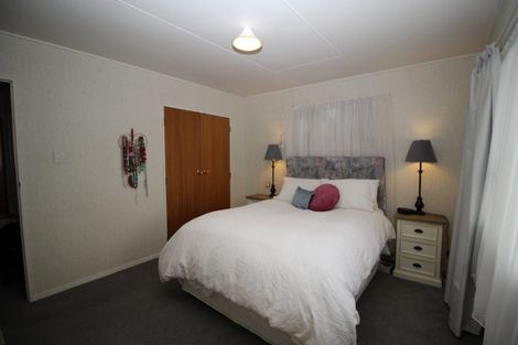 Photo of property in 28b Pollen Street, Woodville, 4920