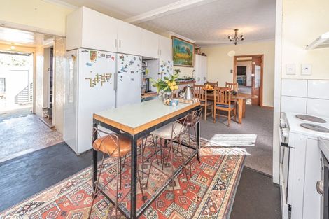 Photo of property in 75 Fitzherbert Avenue, Tawhero, Whanganui, 4501