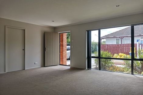 Photo of property in 38 Durham Street, Te Atatu Peninsula, Auckland, 0610