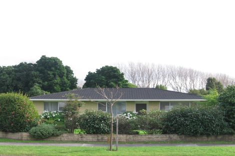 Photo of property in 15a Nimmo Avenue West, Waikanae, 5036