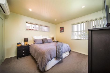 Photo of property in 68 Bader Drive, Mangere, Auckland, 2022