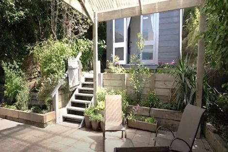 Photo of property in 217 Marine Parade, Seatoun, Wellington, 6022