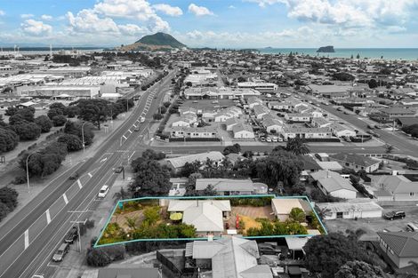 Photo of property in 553 Maunganui Road, Mount Maunganui, 3116