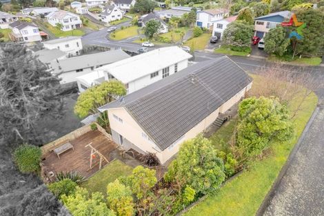 Photo of property in 8 Robson Street, Stokes Valley, Lower Hutt, 5019
